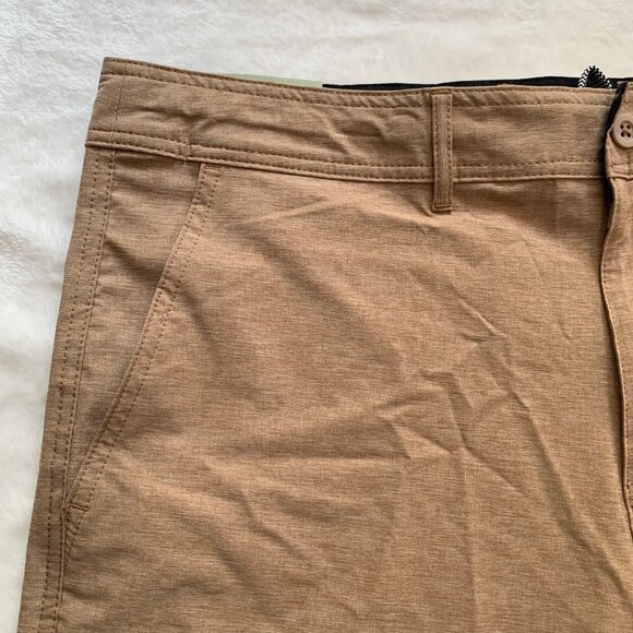 NEW Goodfellow W36 knaki hybrid swim shorts 9" inseam 4-way stretch - Picture 2 of 10